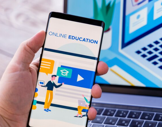 Digital Courses and Ebooks to sell online